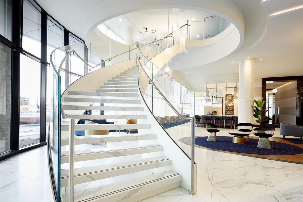 Отель Courtyard Montreal Midtown Экстерьер фото